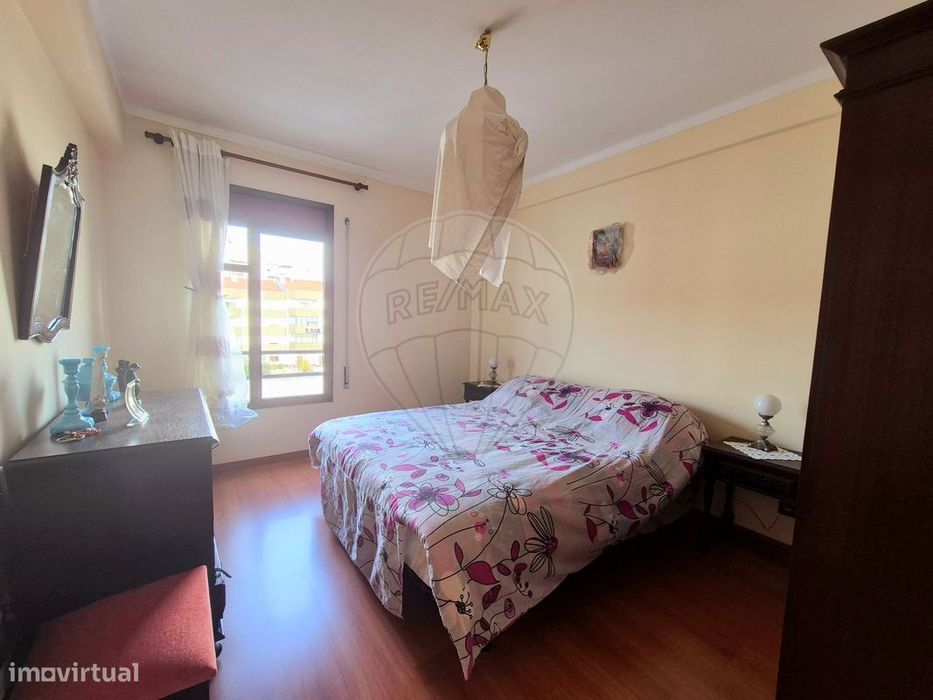 Apartamento T4 para venda