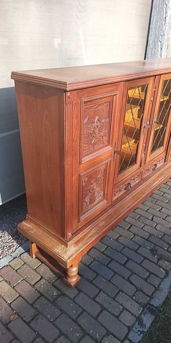 Stylowy drewniany kredens / komoda rzeźbiona – 230 cm