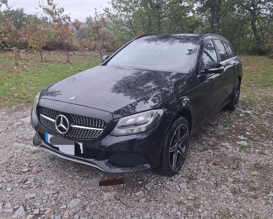Mercedes C 200 .