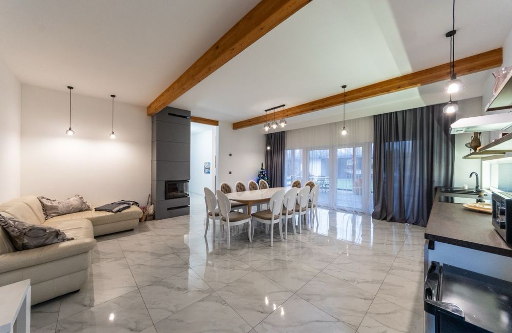 Подобова оренда будинок біля м. Лівобережна 149кв.м Є світло