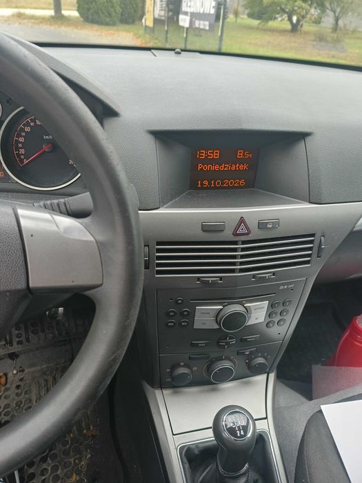 Sprzedam Opel Astra H 2004 rok