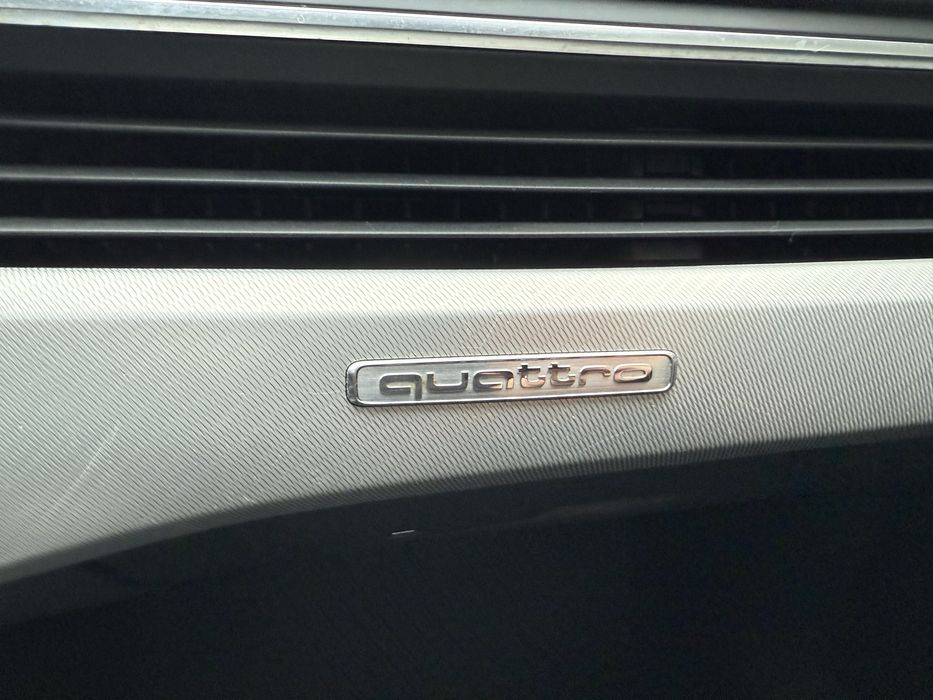 AUDI A4 2.0 quattro