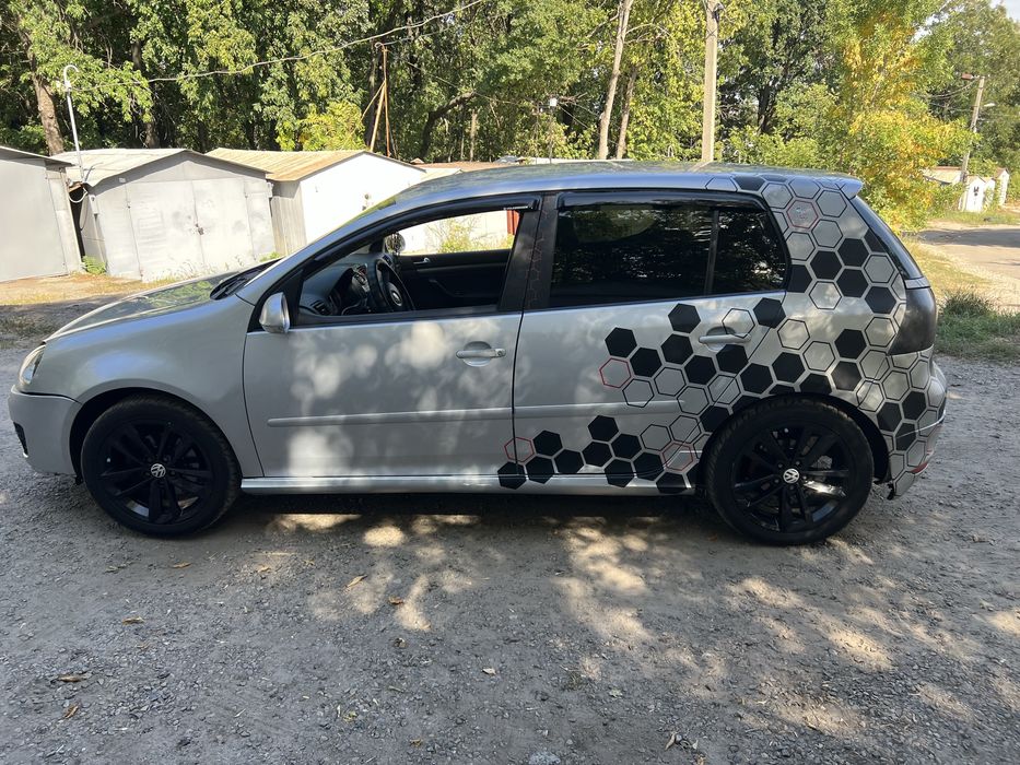 Volksvagen Golf  V(GTI) з легендарним двигуном  1.9tdi