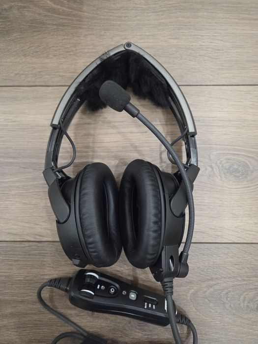 Авиационная гарнитура Bose A20 c  bluetooth