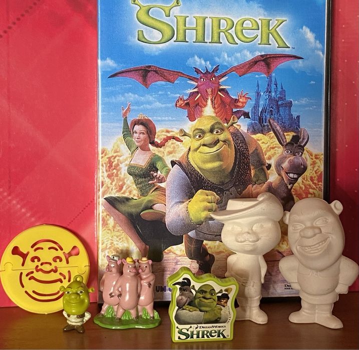 Brindes vários do tema “Shrek”