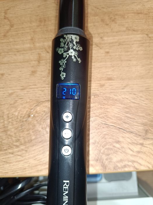 Конусна плойка Remington CI95