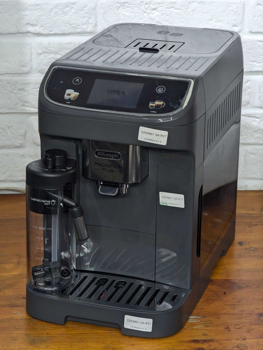 Кавомашина DeLonghi Magnifica Plus СТАН НОВОЇ