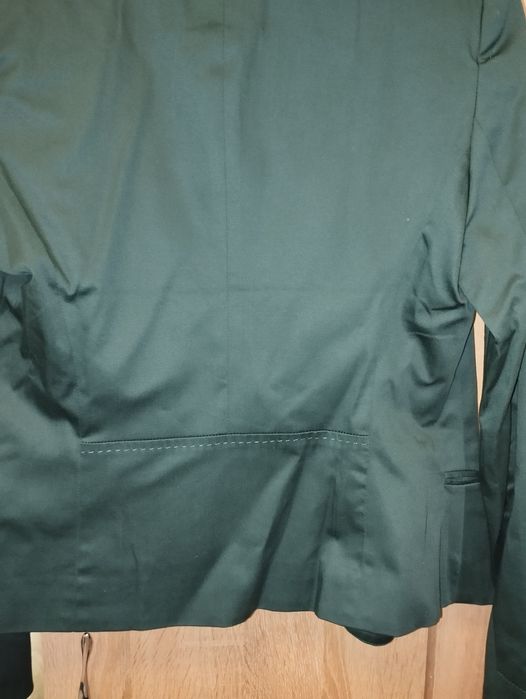 Пиджак женский новый - зелёного цвета