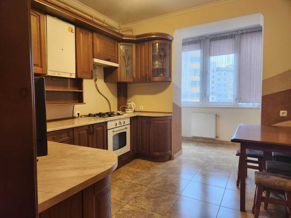 Продається простора 4к з атмосферою справжнього Дому | Держ.програми