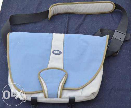 Mala tiracolo para computador