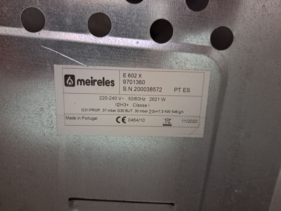 Fogão a gás com forno eléctrico Meireles E602X