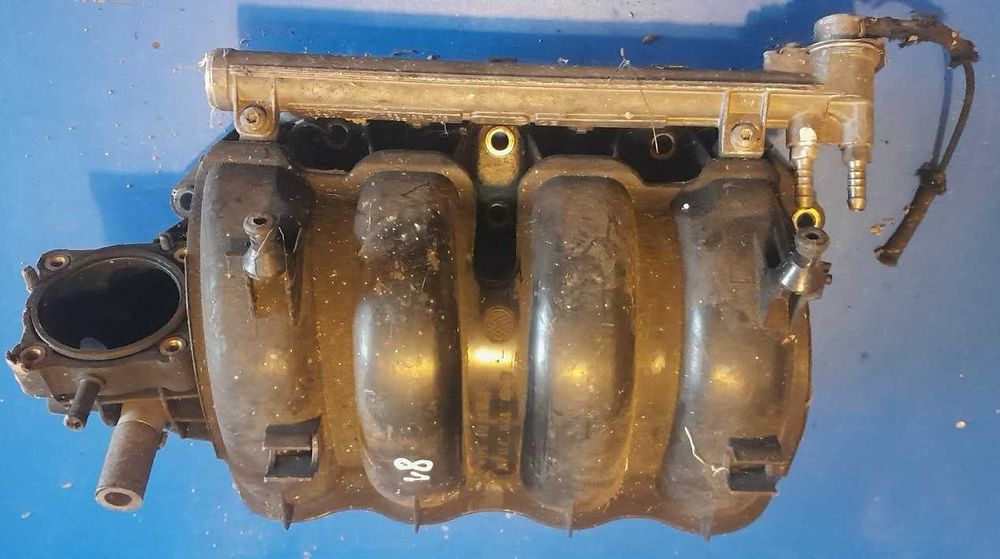 Kolektor ssący dolotowy 036'129711DE Vw Golf mk4 iv IV Leon 1.6 B