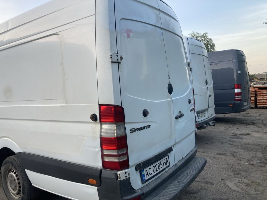 Мерседес спрінтер