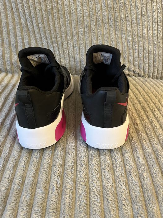 Оигинальные кроссовки Nike