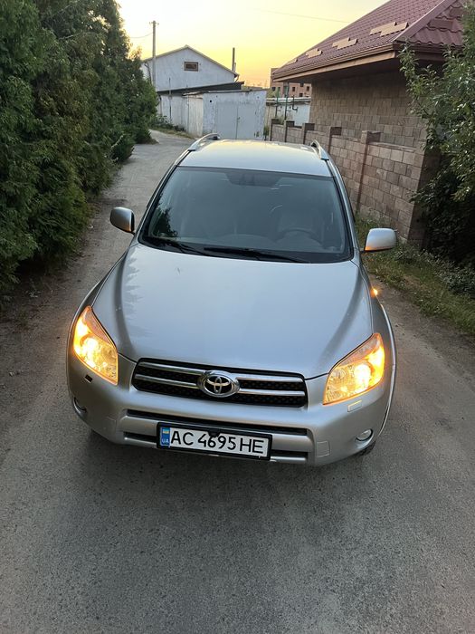 Toyota rav4 2.2 d