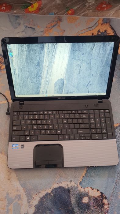 Toshiba Satellite C855-S5355 Cinza (RAM 8GB DDR3 / HDD 500GB)