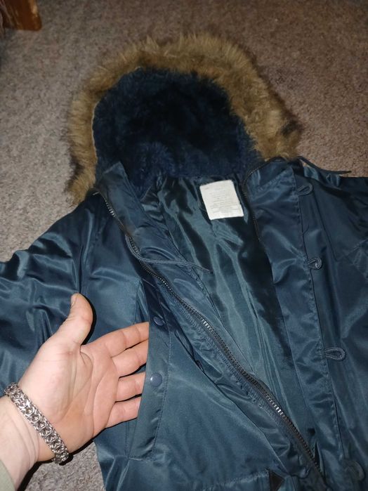 Продам куртку Аляска