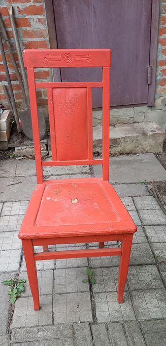 Стул деревянный б/у времен СССР