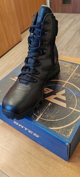 Buty Bates Delta 8 - rozm. 45 NOWE