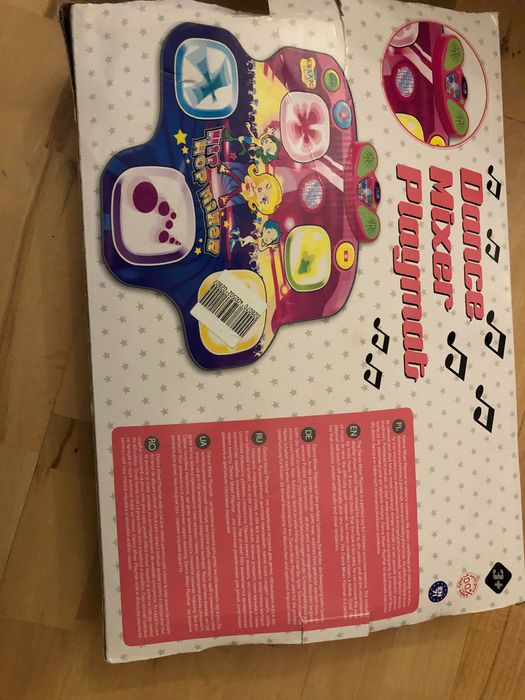 Dance mixer playmate Smiki