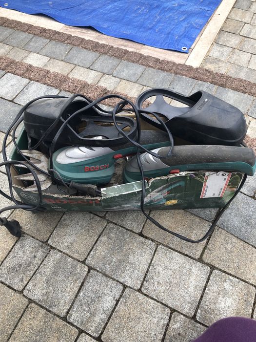 Bosch- nożyce elektryczne do trawy i krzewów