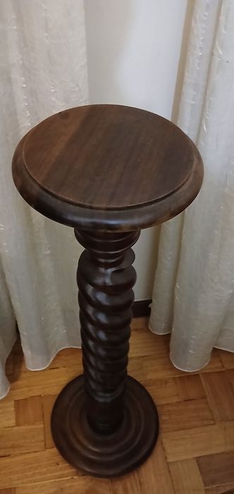 Pedestal madeira
