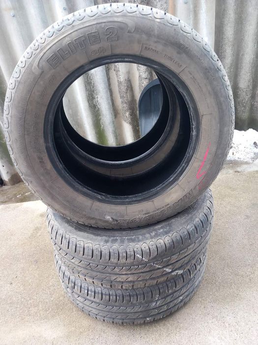 Продам шини літо комплектом