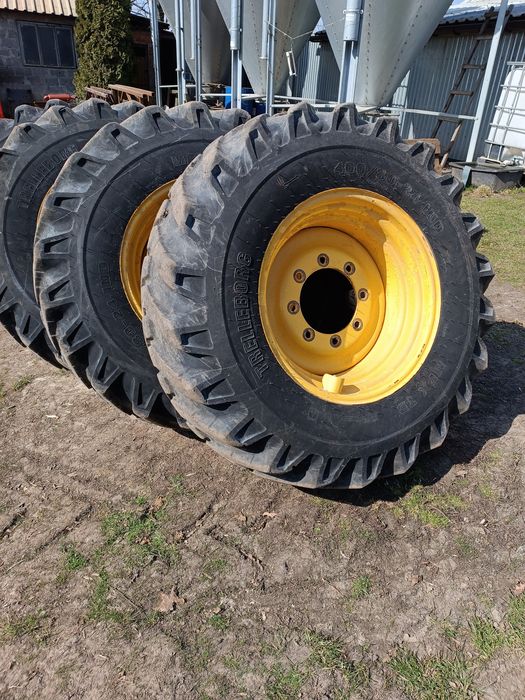 Koła ładowarka teleskopowa