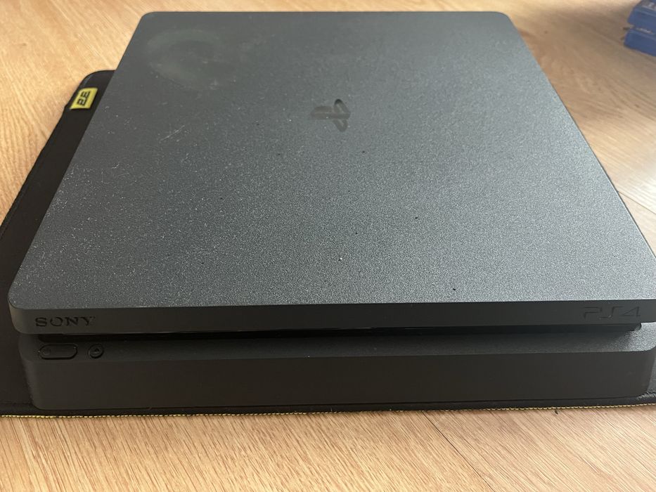PS4 Slim 500gb бу+ DualShock4