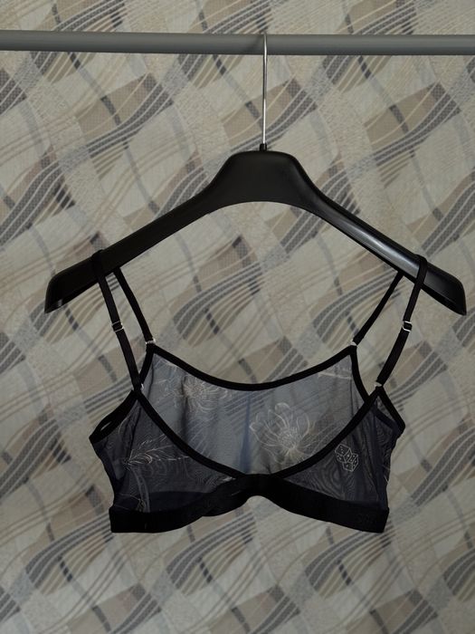 Топ з сітки staff