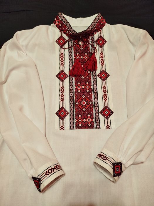 Чоловіча вишиванка
