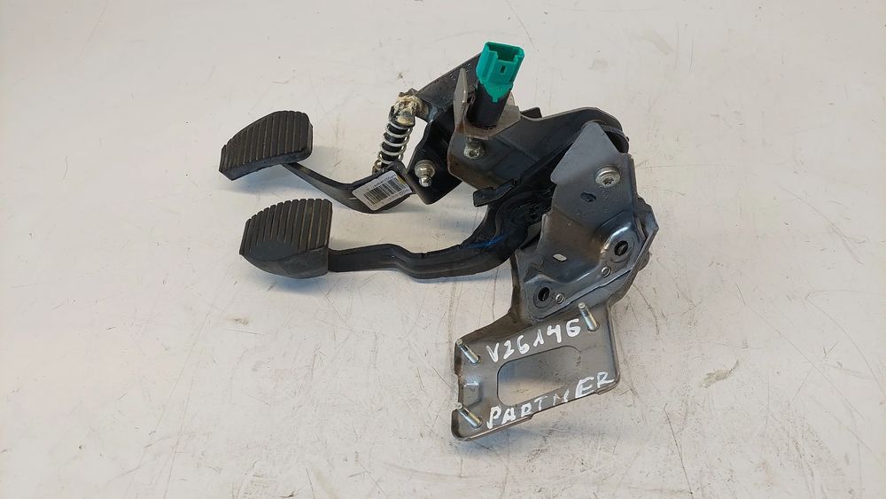 Pedal da embraiagem PEUGEOT Partner II