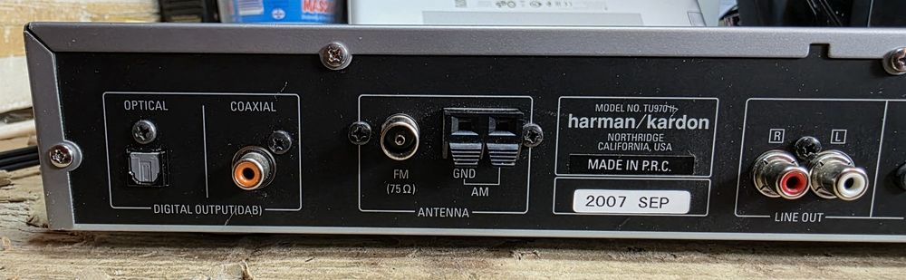 Tuner Harman Kardon TU970 z pilotem