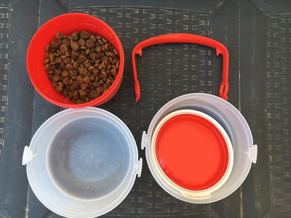 Gamelas de viagem para cão