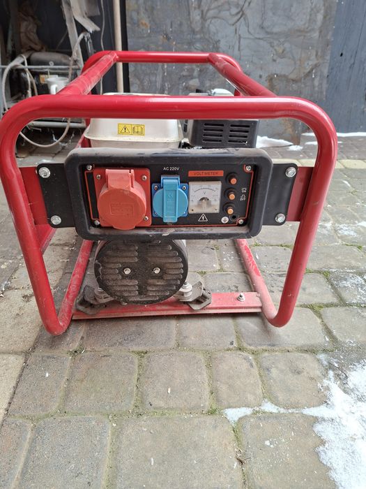 Продам генератор