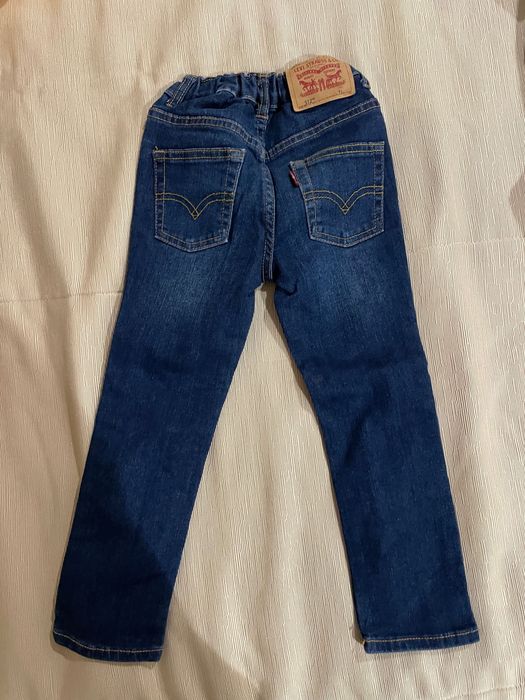 Calças levis menino