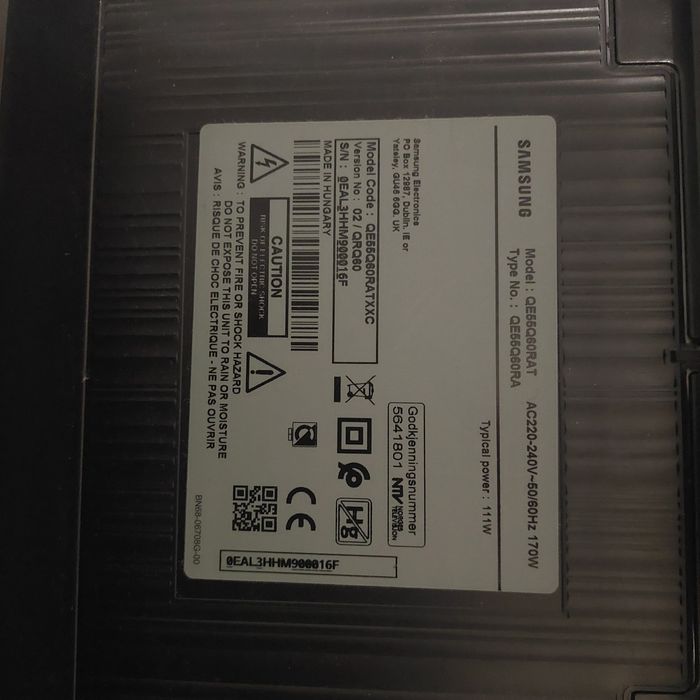 PÉS, apoio Tv samsung QE55Q60RAT