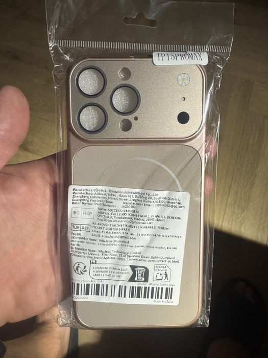 Etui/pokrowiec iPhone 15 pro max ZŁOTE