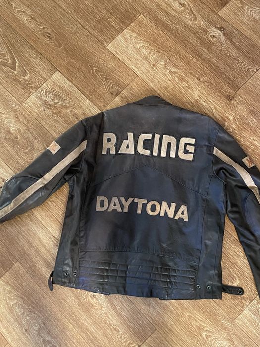 Продам оригінальну куртку Daytona у вінтажному стилі cafe recer