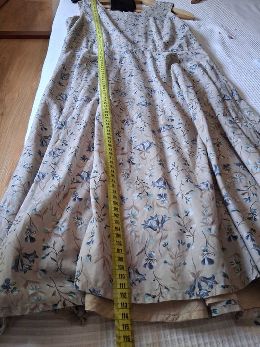 Vestido creme florido, Tam 42