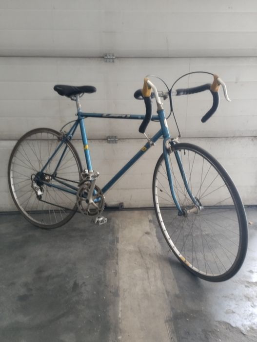 Bicicleta de corrida antiga usado mas em bom estado