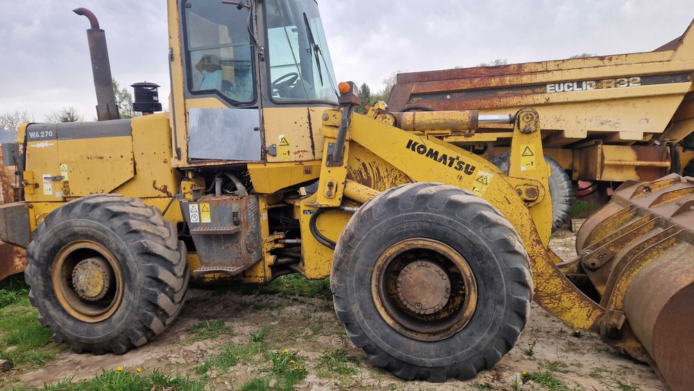 Ładowarka kołowa Komatsu WA 270-3 części most silnik koła wał szyba