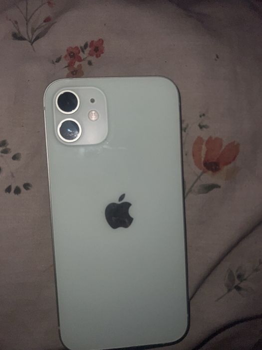 Iphone 12  bateria 100%
