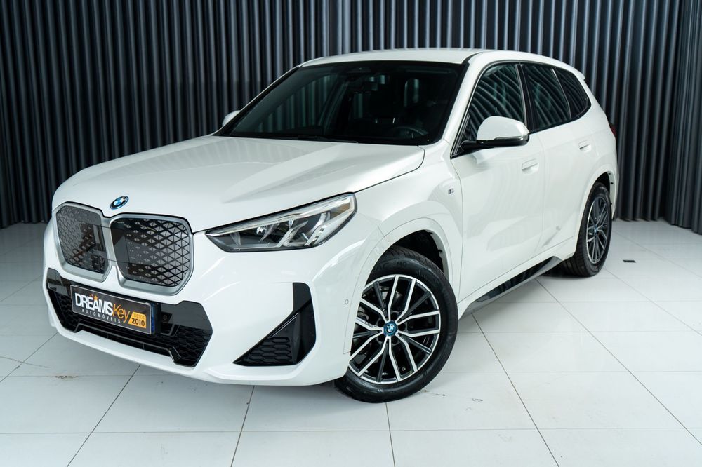 BMW iX1 eDrive20 M Sport Package