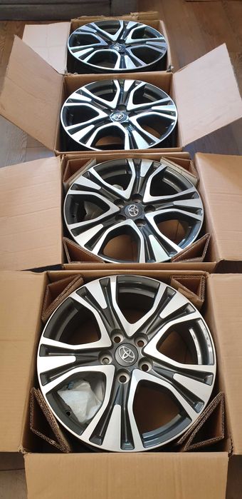 Felgi aluminiowe Toyota 17 komplet