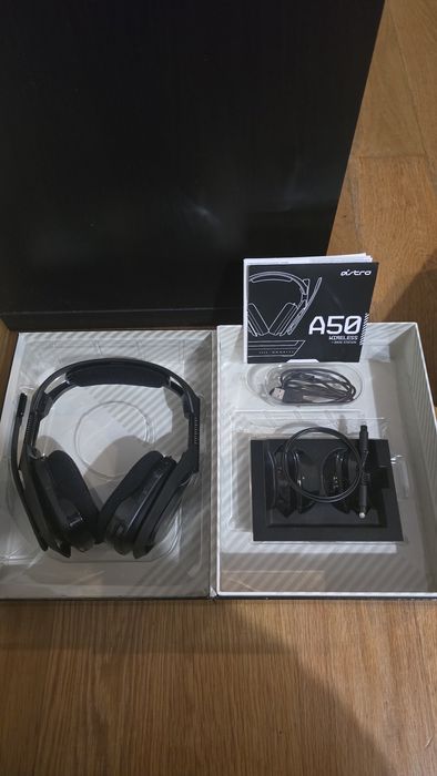 Astro A50 Gen 4 Wireless – PS5/PS4/PC – Pouco Uso (com caixa)