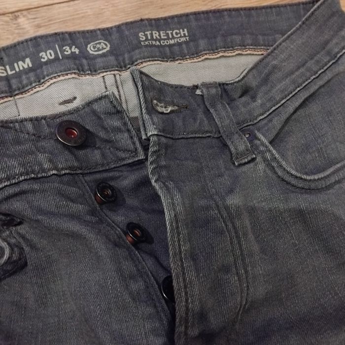 Spodnie jeansowe C&A rozmiar 30/34 SLIM