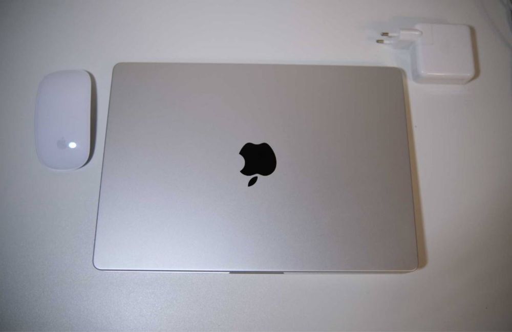 MacBook Pro 14" M4 2024 | 1TB SSD I Стан 12/10 + Apple Mouse