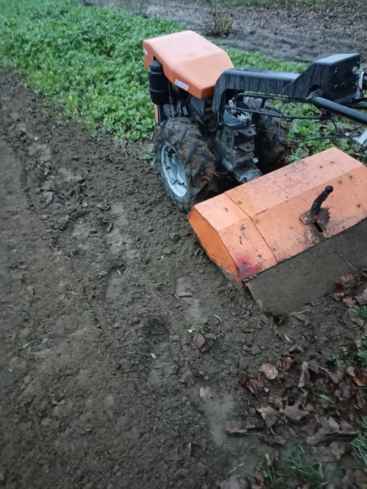 Glebogryzarka usluga