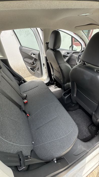 Citroën C3 1.2 PureTech Shine — foto 8